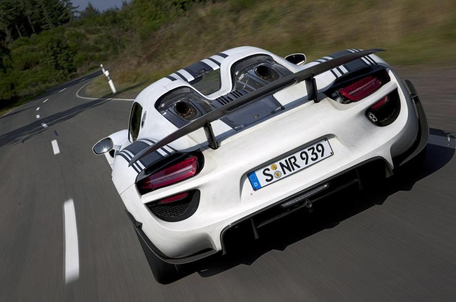  Porsche 918 Spyder 2014 года  (фото 100 из 111)